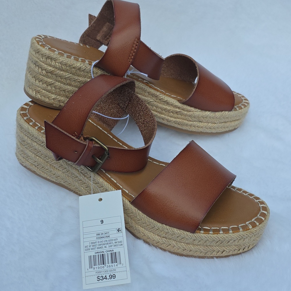 New In Box Espadrille Wedge Sandal Cognac Brown Tan Faux Leather Size 9 Rae